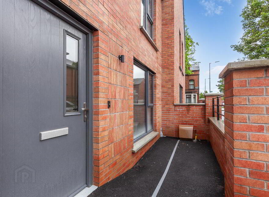 387 North Queen Street, Belfast, BT15 3PE