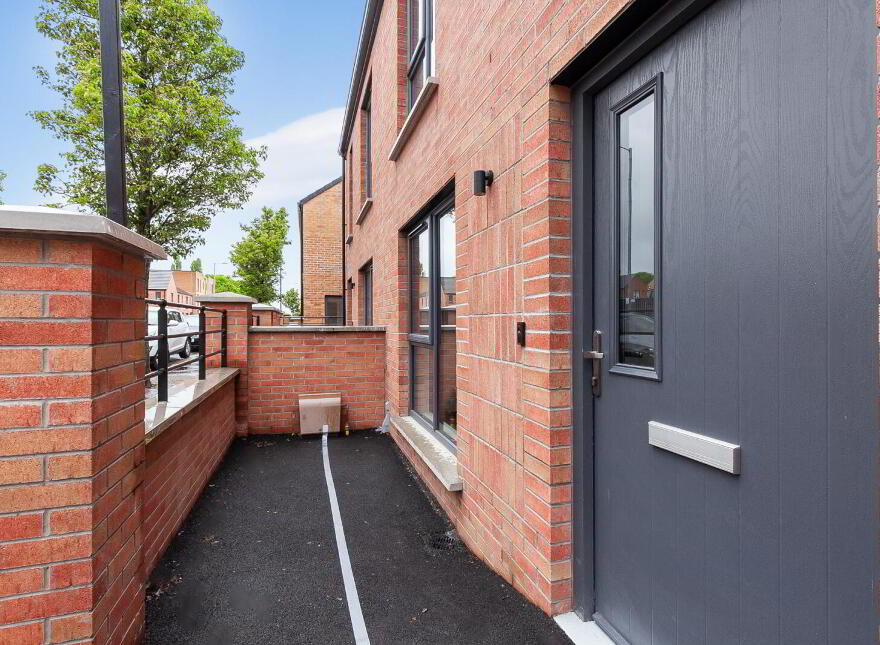 391 North Queen Street, Belfast, BT15 3PE
