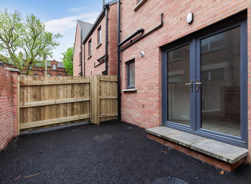 391 North Queen Street, Belfast, BT15 3PE