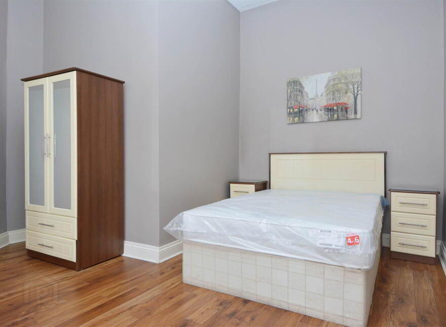 4, 41 Cromwell Road, Belfast, BT7 1JX