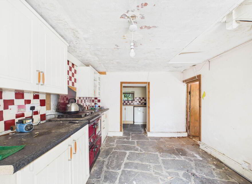 The Avenue, Piltown, E32DR58