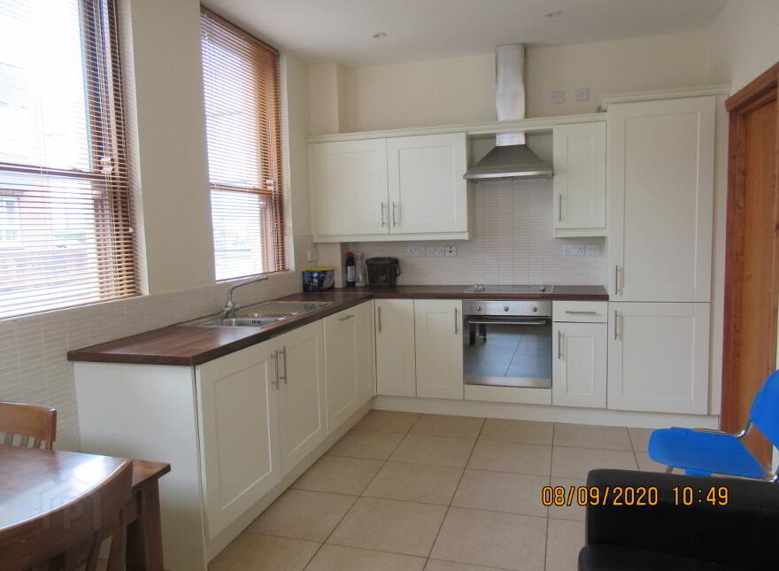 3, 81 Fitzroy Avenue, Belfast, BT7 1HT