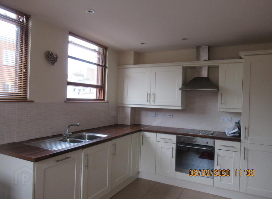 13, 81 Fitzroy Avenue, Belfast, BT7 1HT photo 5