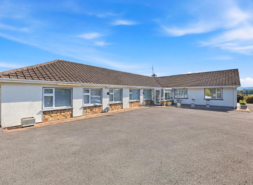 Hy-Brasil, Magherareagh, Ardfinnan, Clonmel, E91F348