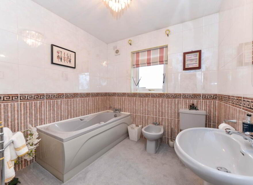 32 Redfort Drive, Carrickfergus, BT38 9EN