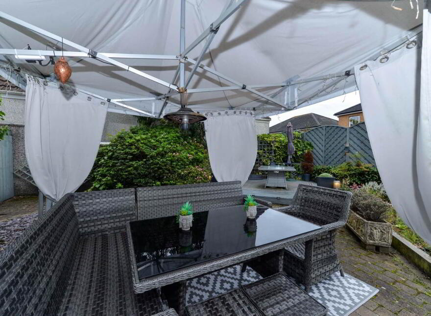 32 Redfort Drive, Carrickfergus, BT38 9EN