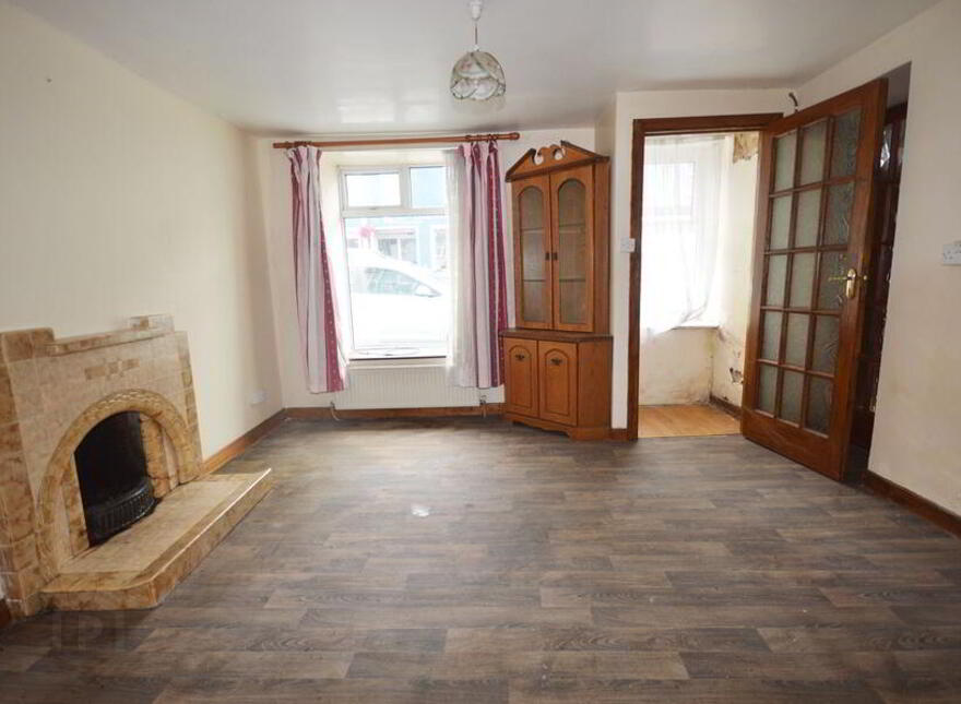 West, End, Main Street, Ardara, F94C94V