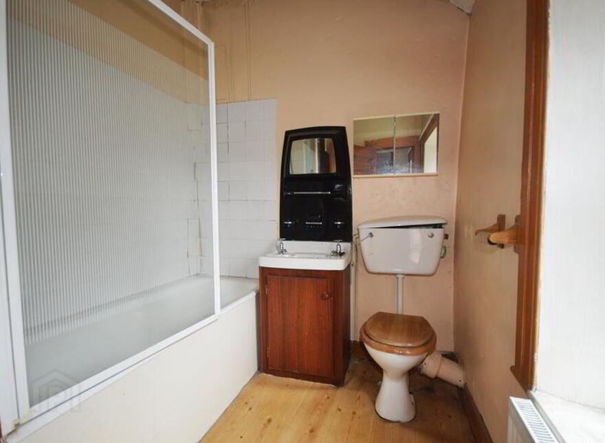 West, End, Main Street, Ardara, F94C94V