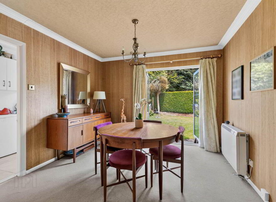 58 Killeaton Crescent, Dunmurry, Belfast, BT17 9HD
