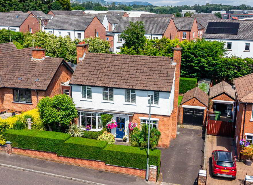 58 Killeaton Crescent, Dunmurry, Belfast, BT17 9HD