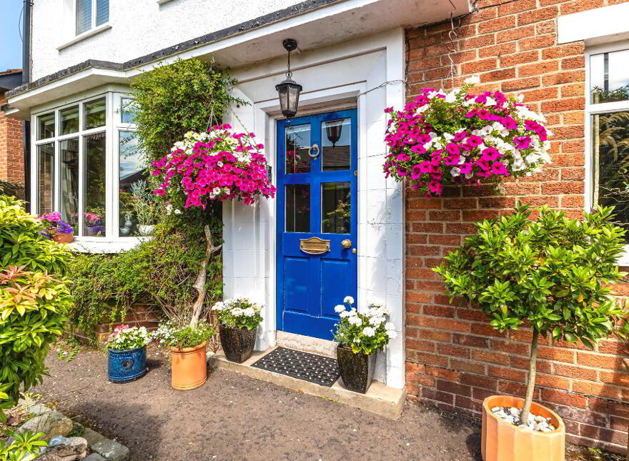 58 Killeaton Crescent, Dunmurry, Belfast, BT17 9HD