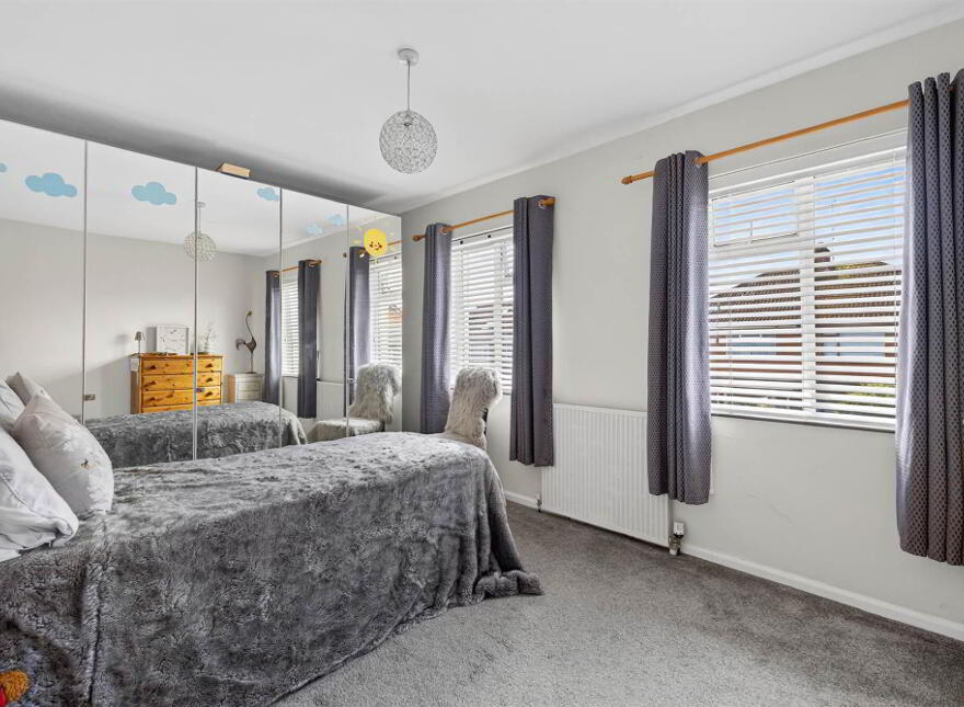 58 Killeaton Crescent, Dunmurry, Belfast, BT17 9HD
