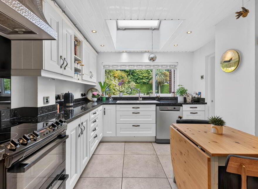 58 Killeaton Crescent, Dunmurry, Belfast, BT17 9HD