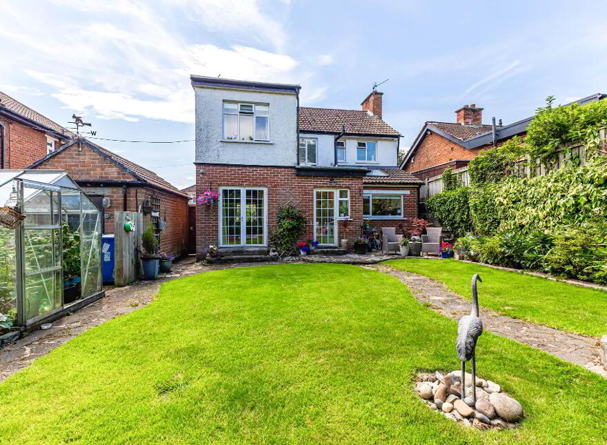 58 Killeaton Crescent, Dunmurry, Belfast, BT17 9HD