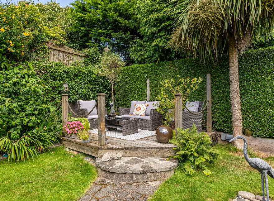 58 Killeaton Crescent, Dunmurry, Belfast, BT17 9HD