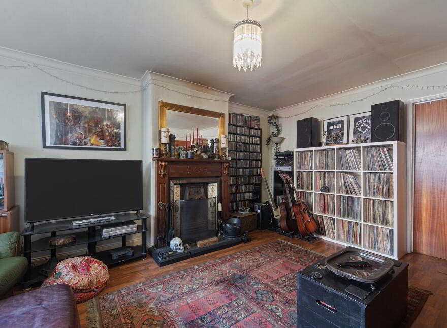 6 Charnwood Court, Belfast, BT15 5DJ