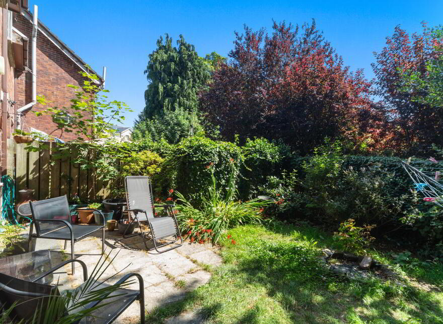 6 Charnwood Court, Belfast, BT15 5DJ