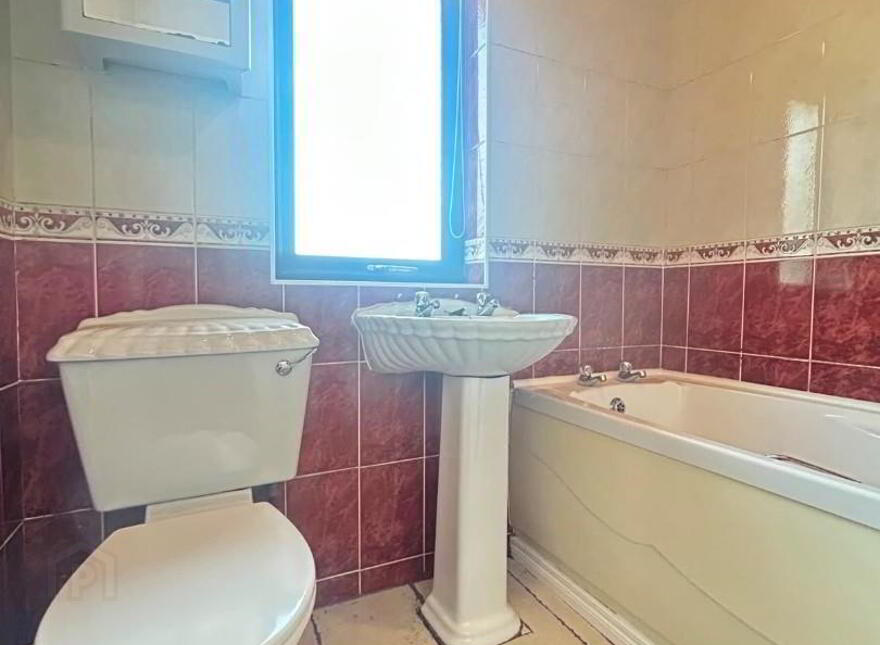14 Laganvale, Dromore, BT25 1BT