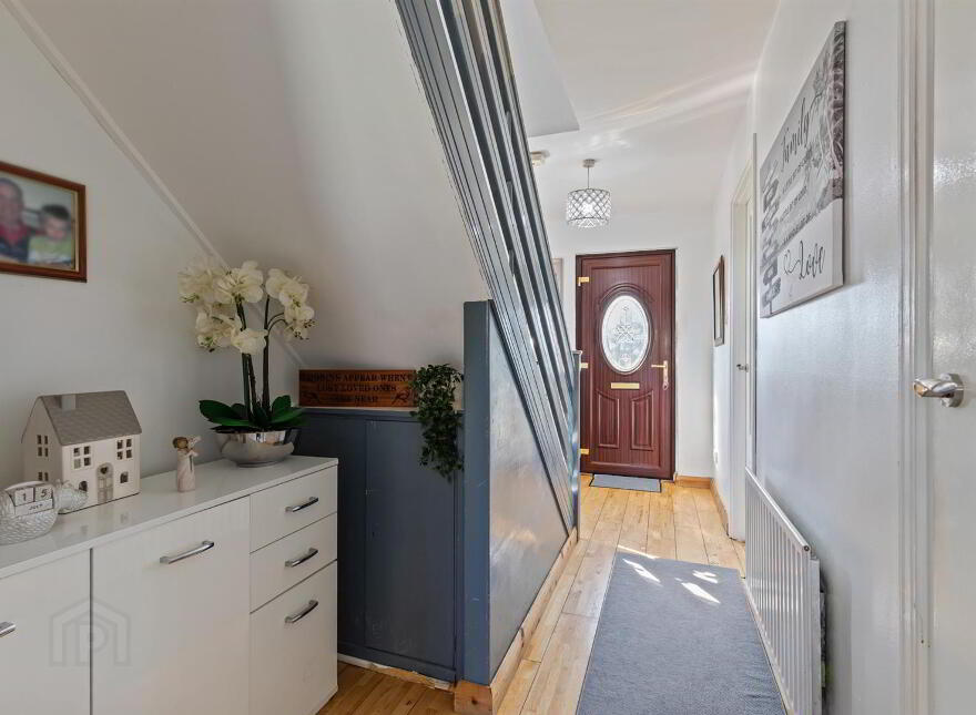 4 Rosslyn Park, Newtownards, BT23 8WP