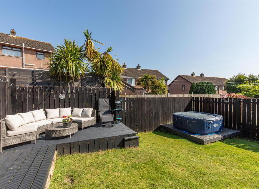4 Rosslyn Park, Newtownards, BT23 8WP