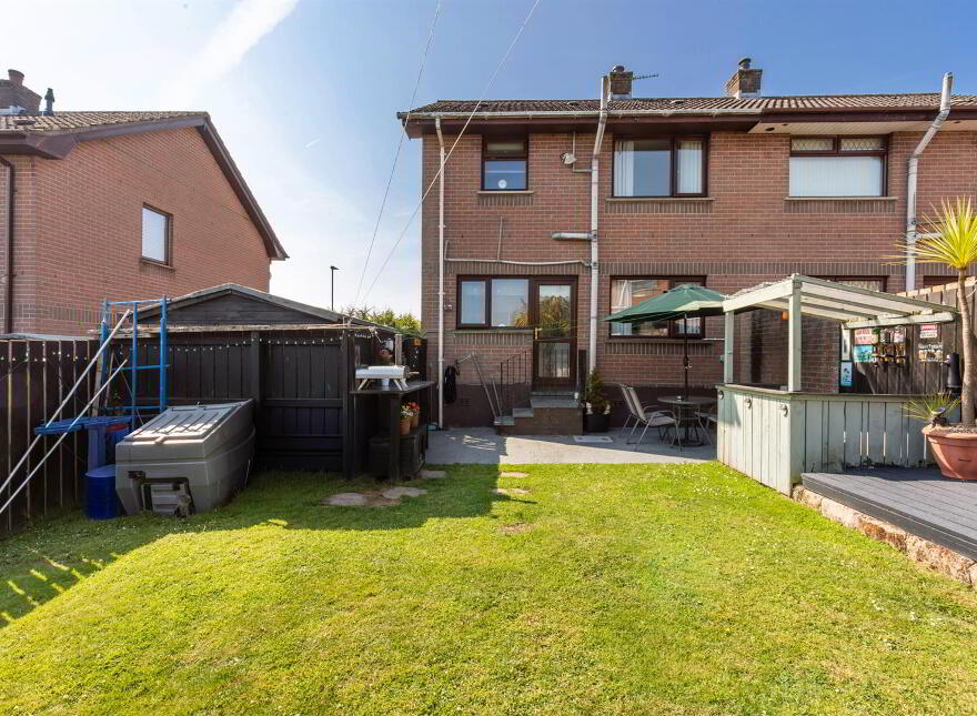 4 Rosslyn Park, Newtownards, BT23 8WP