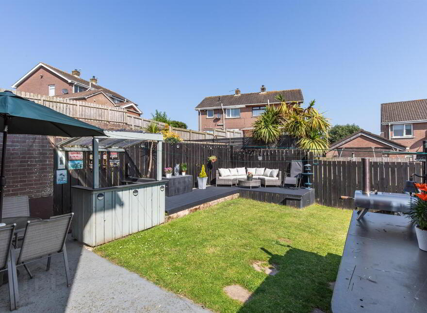 4 Rosslyn Park, Newtownards, BT23 8WP