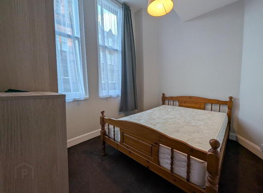35 Bruntsfield Avenue, Bruntsfield, Edinburgh, EH10 4EN