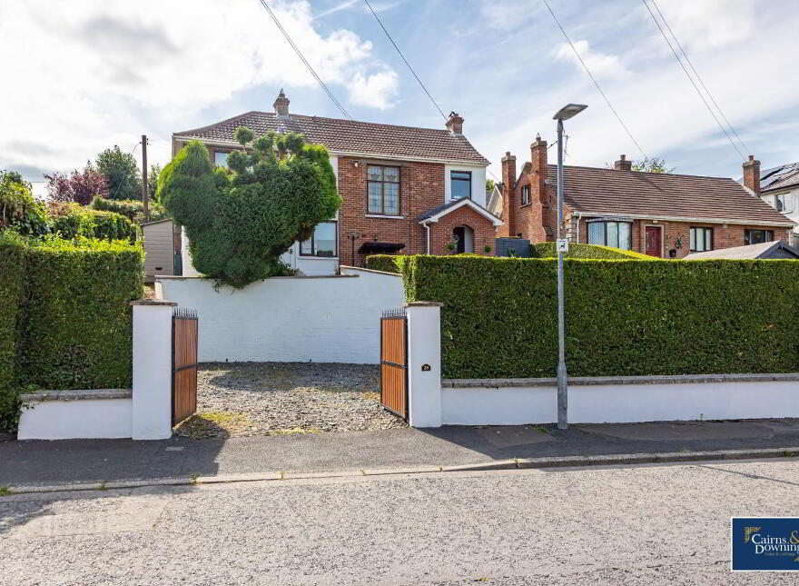 28 Circular Road, Dromore, BT25 1DN