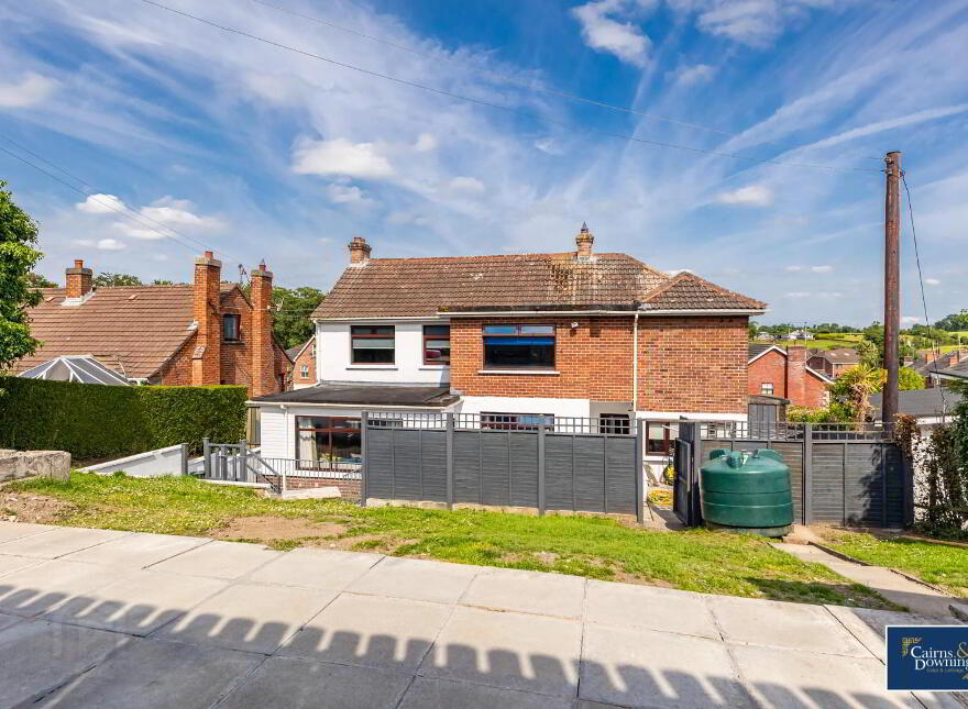 28 Circular Road, Dromore, BT25 1DN