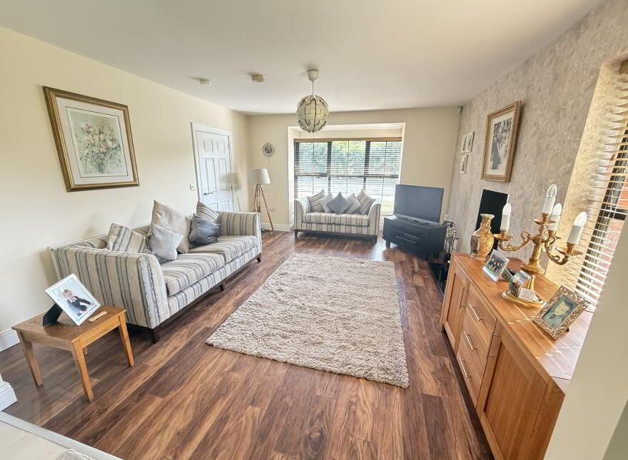 17 Mill Meadows, Newry, BT35 6UL