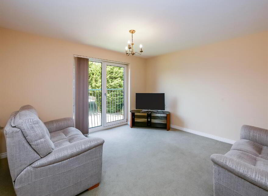 4 Queensfort Court, Saintfield Road, Carryduff, Belfast, BT8 8NF