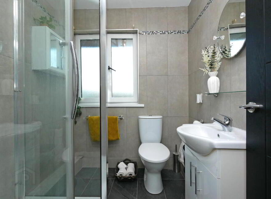46 Drumkeen Court, Upper Galwally, Belfast, BT8 7TU