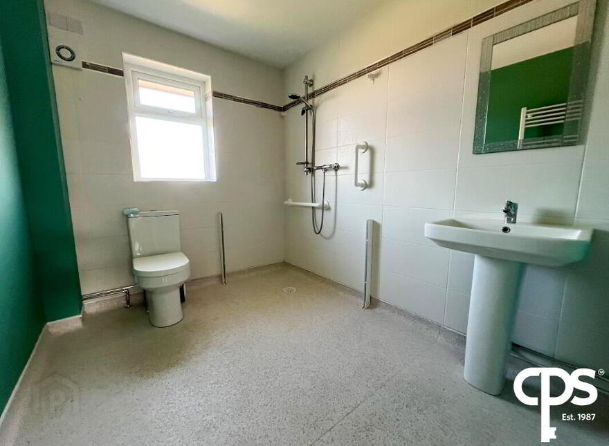 5 Lisneal Court, Derry, BT47 6WQ