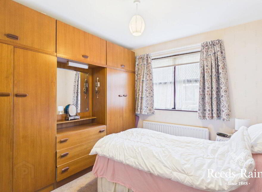 32 Carrowreagh Gardens, Dundonald, Belfast, BT16 1TW
