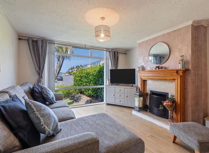 31 Clandeboye Way, Bangor, BT19 1AD