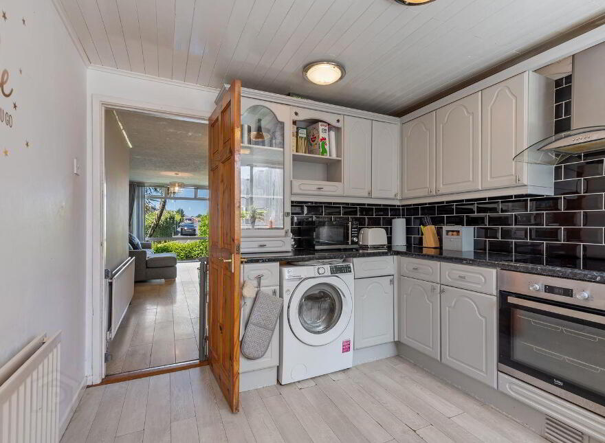31 Clandeboye Way, Bangor, BT19 1AD