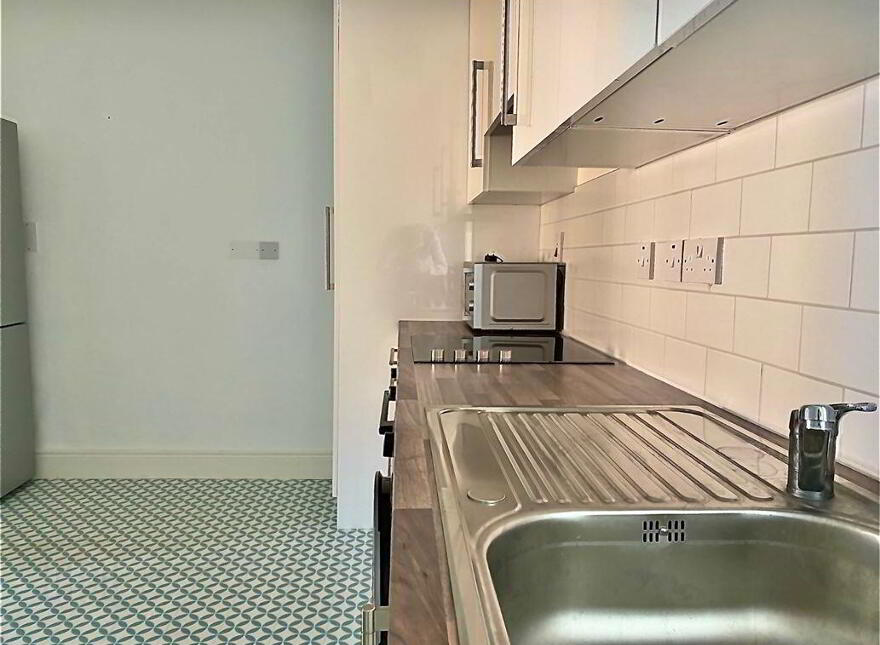 Apt 3, 43 Clanbrassil Street, Dundalk, A91WD56