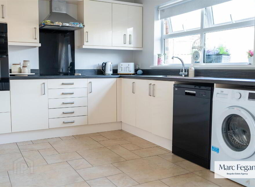 111 Carrigart Crescent, Tullygally, Craigavon, BT65 5EG