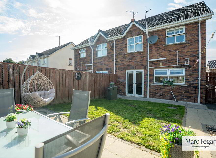 111 Carrigart Crescent, Tullygally, Craigavon, BT65 5EG