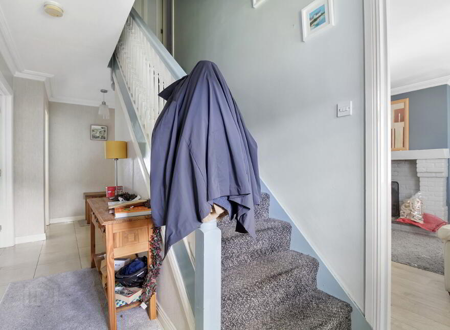 63 Wheatfield, Muff