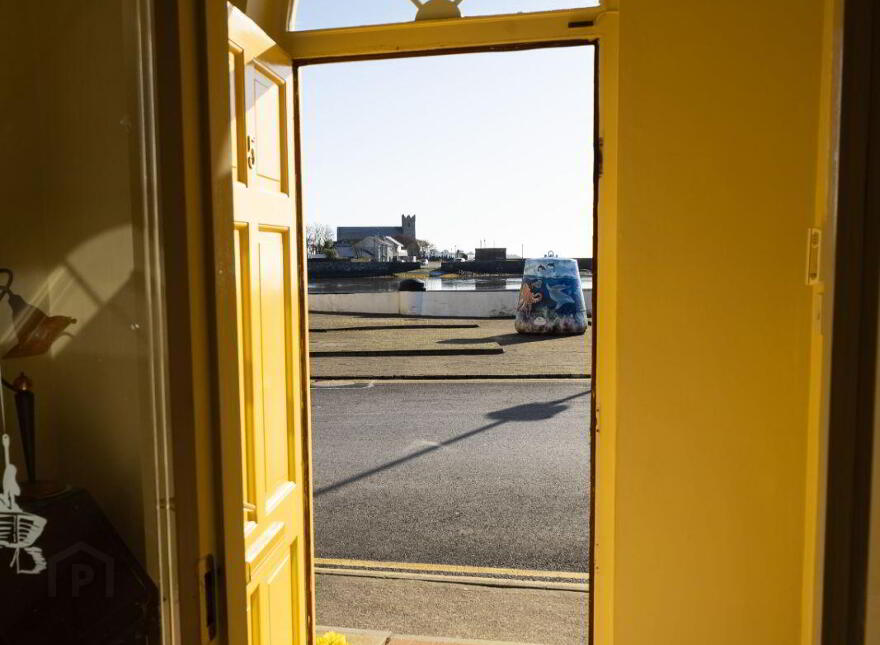 Trade Winds, 5 Coady's Quay, Dungarvan, X35V098
