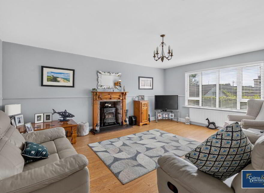 4 Bracken Ridge, Dromore, BT25 1QF