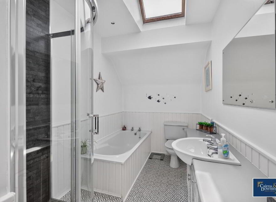 4 Bracken Ridge, Dromore, BT25 1QF