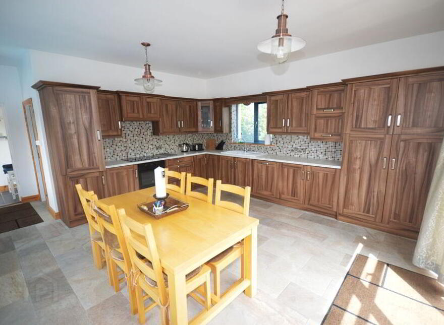 Riverview House, Glenfin Road, Ballybofey, F93DV24