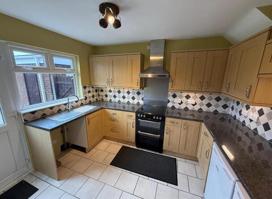 1 New Helmsley, Moira, BT67 0NY