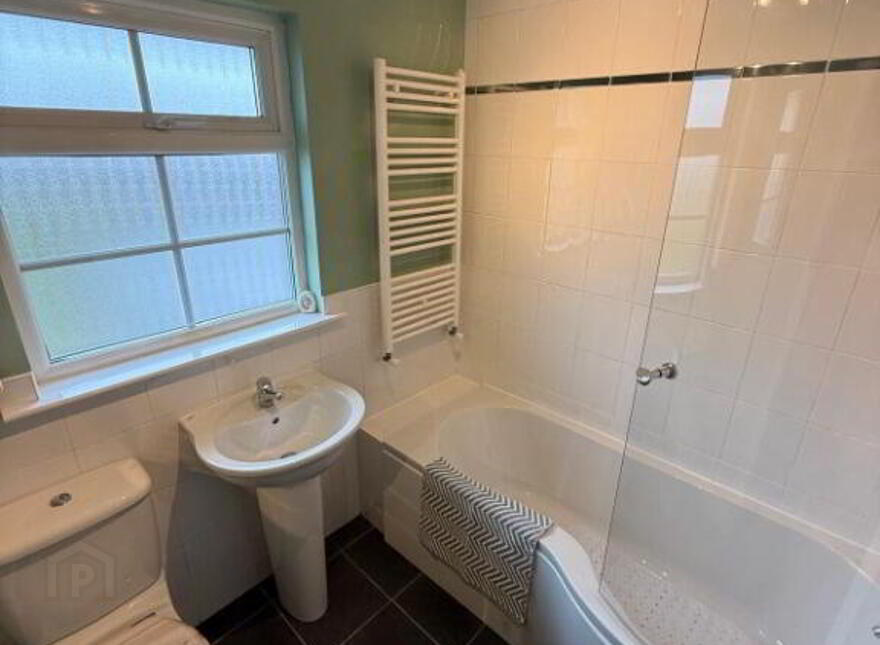 1 New Helmsley, Moira, BT67 0NY