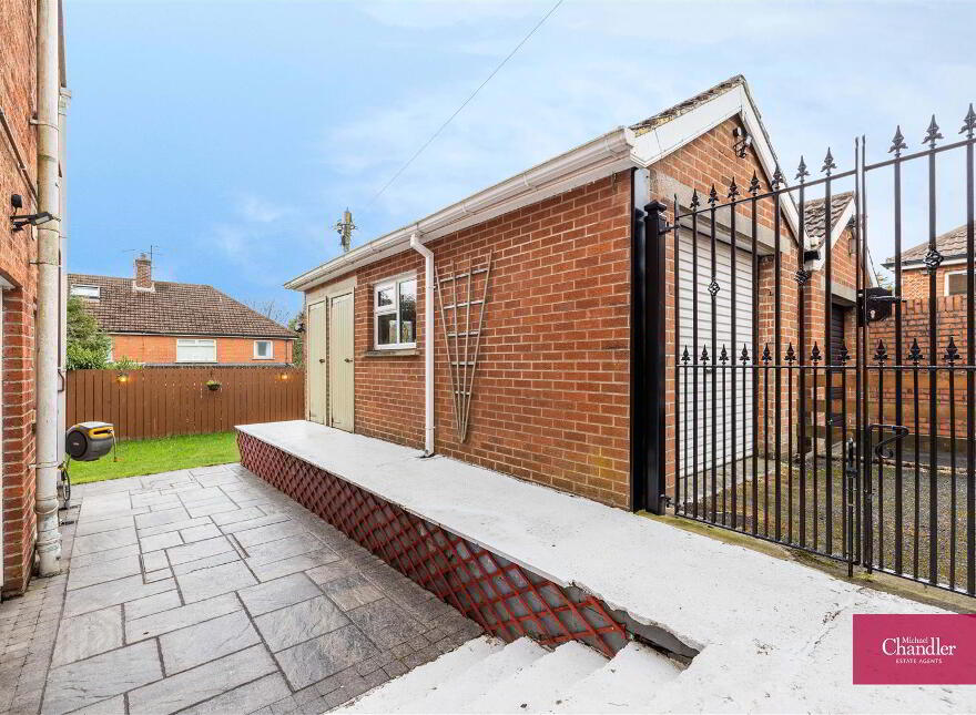 26 Beechill Park Avenue, Belfast, BT8 7PR
