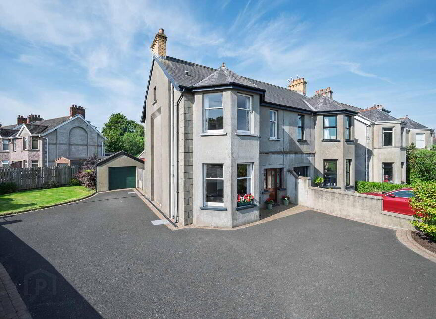 142 Donaghadee Road, Bangor, BT20 4NH