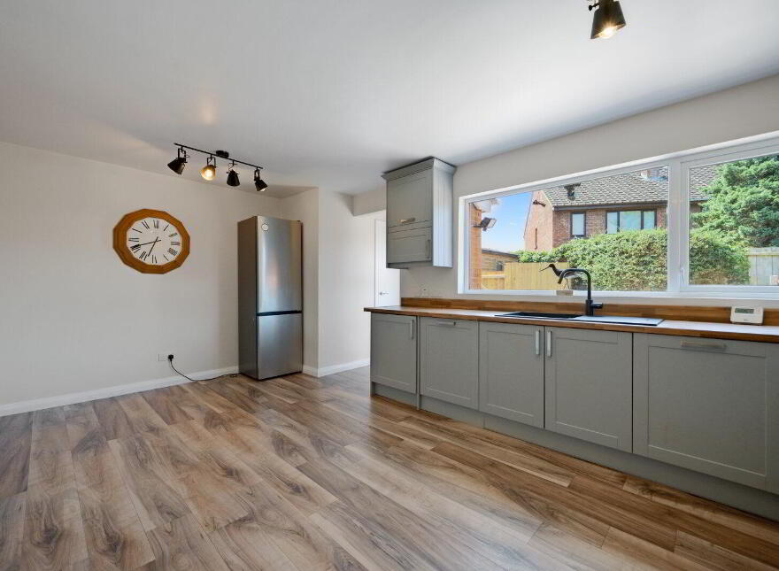 30 Malfin Drive, Belfast, BT9 6QS