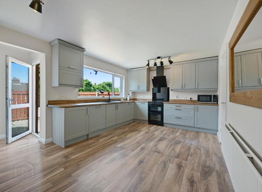 30 Malfin Drive, Belfast, BT9 6QS